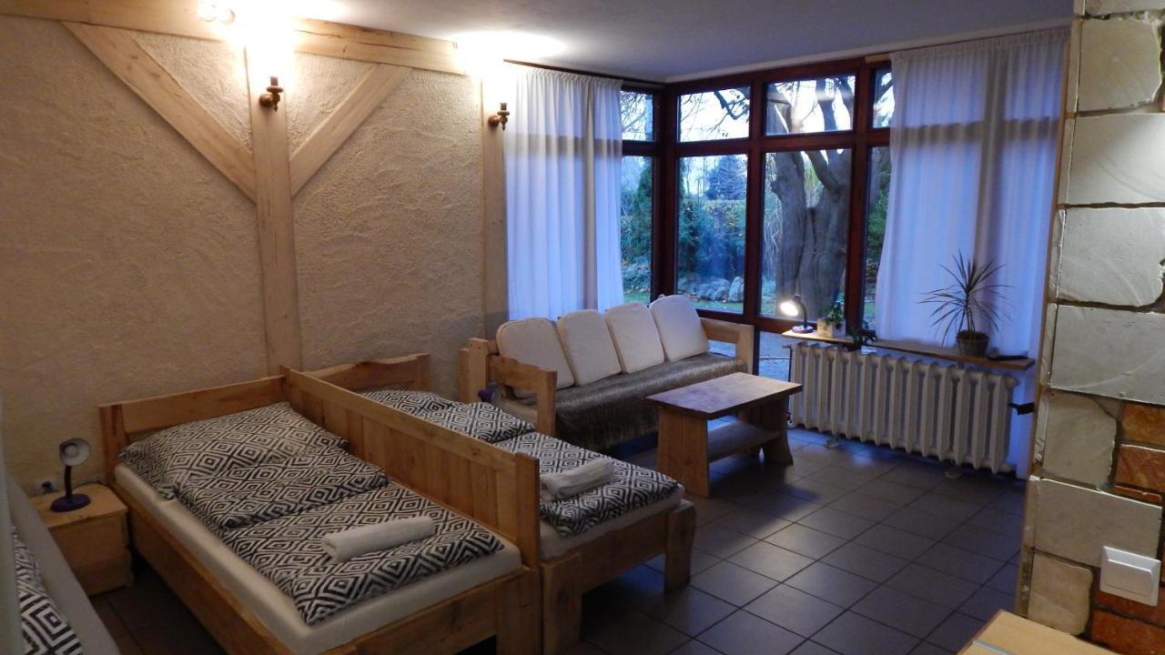 Pokoje Do Wynajecia Nowogrodziec Exteriér fotografie